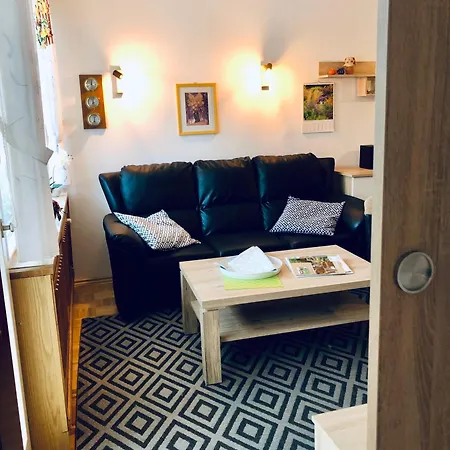 Hemlock, Mit Balkon Goslar