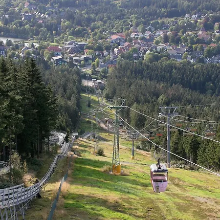 Hemlock, Mit Balkon * Goslar